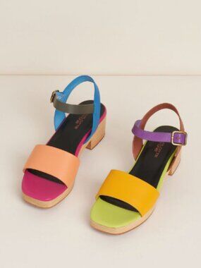 Charlotte Stone Allie Sandal Clog in Nassau Size 8